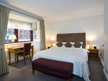 15 Basil Street Knightsbridge, Luxury Serviced Aparthotel London