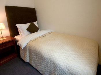 15 Basil Street Knightsbridge, Luxury Serviced Aparthotel
