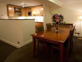 15 Basil Street Knightsbridge, Luxury Serviced Aparthotel 5*