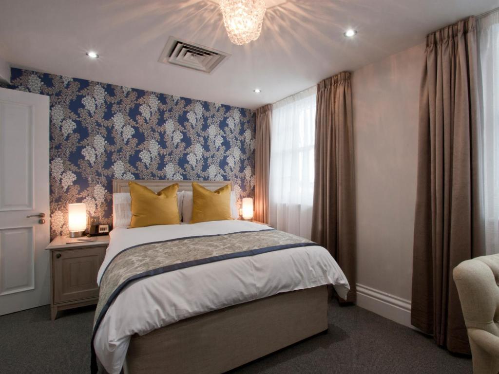 W12 Hotel London