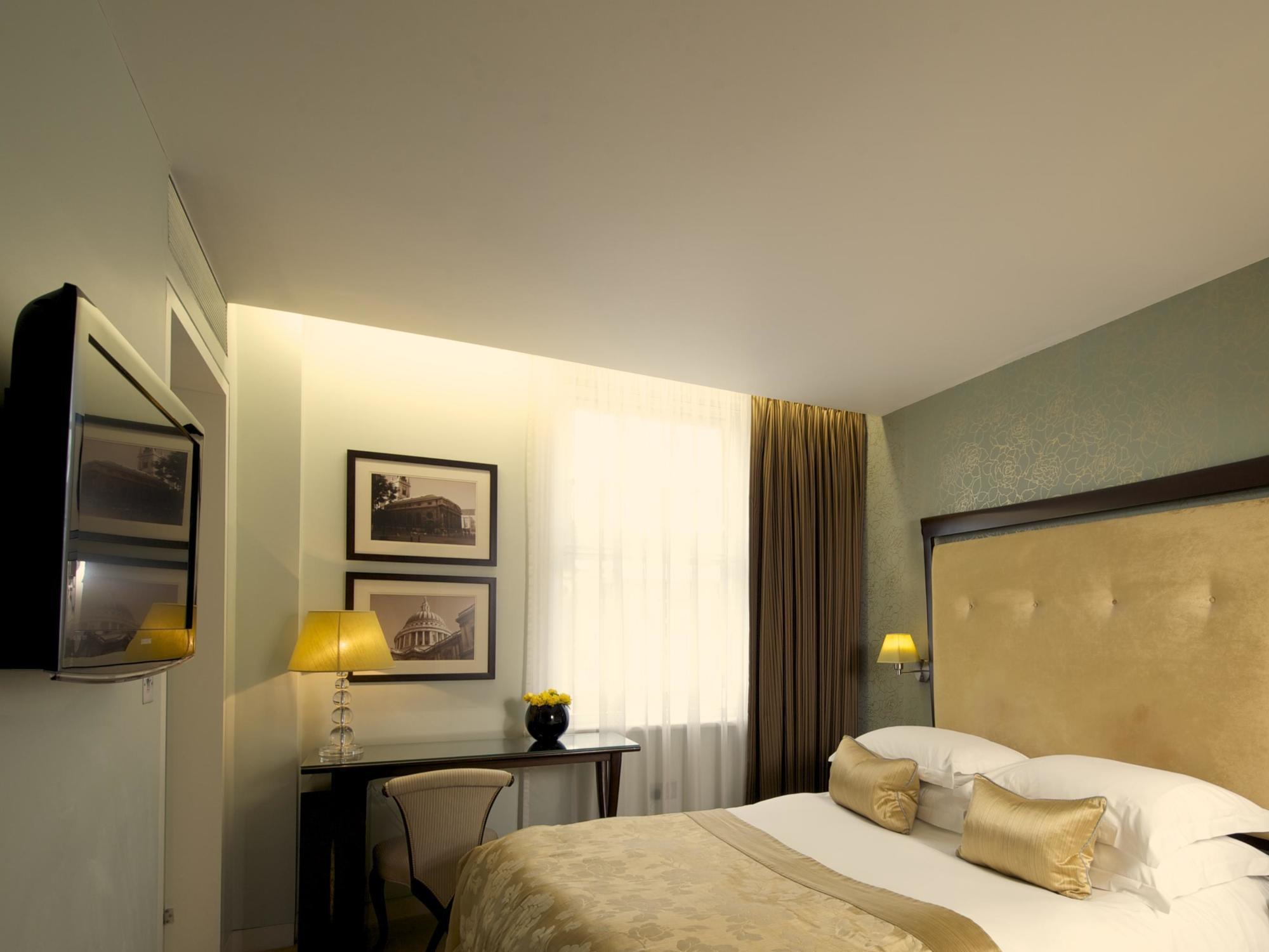 Manchester Street Hotel 4*