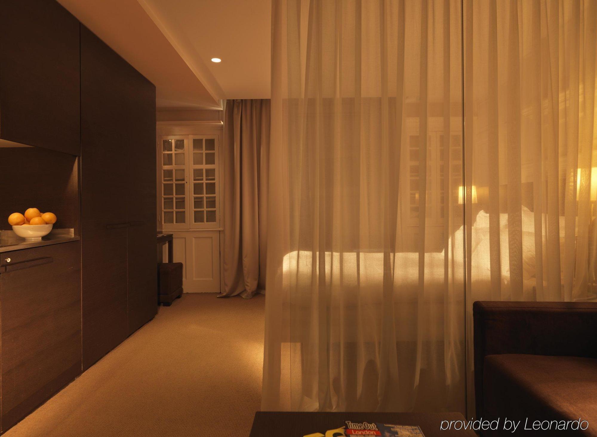 Nottingham Place Hotel