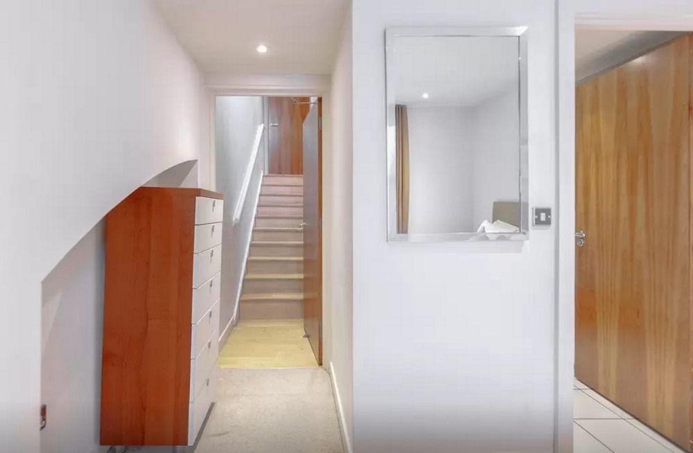 Apartment Princes Square