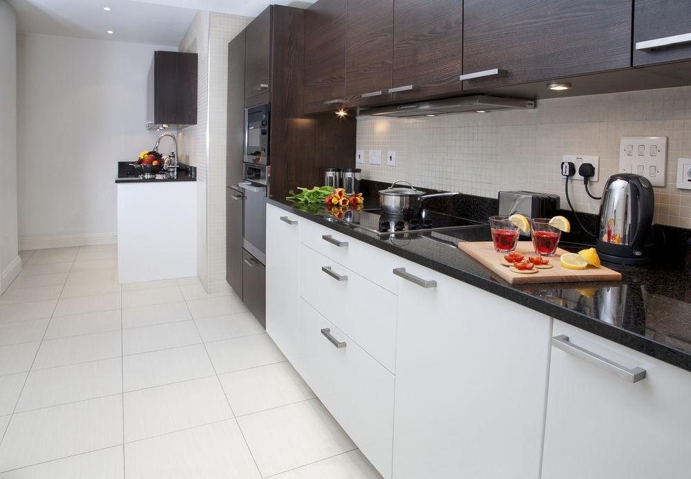 Arlington House Apartment *