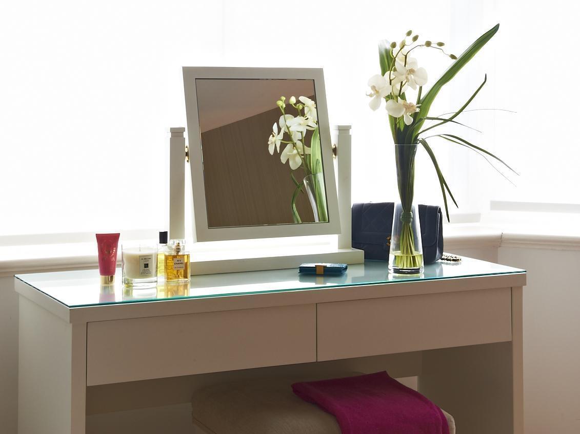 Arlington House Apartment *