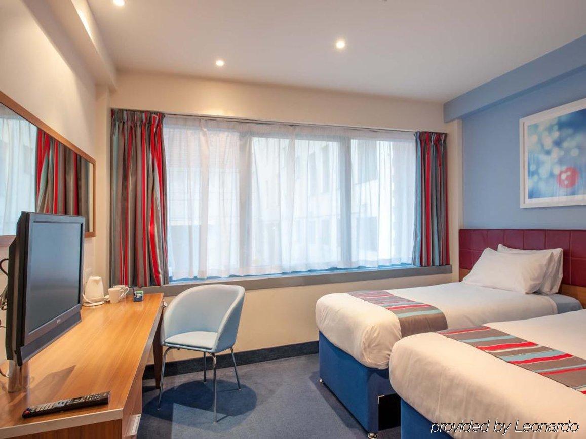 Comfort Tower Of 3* London