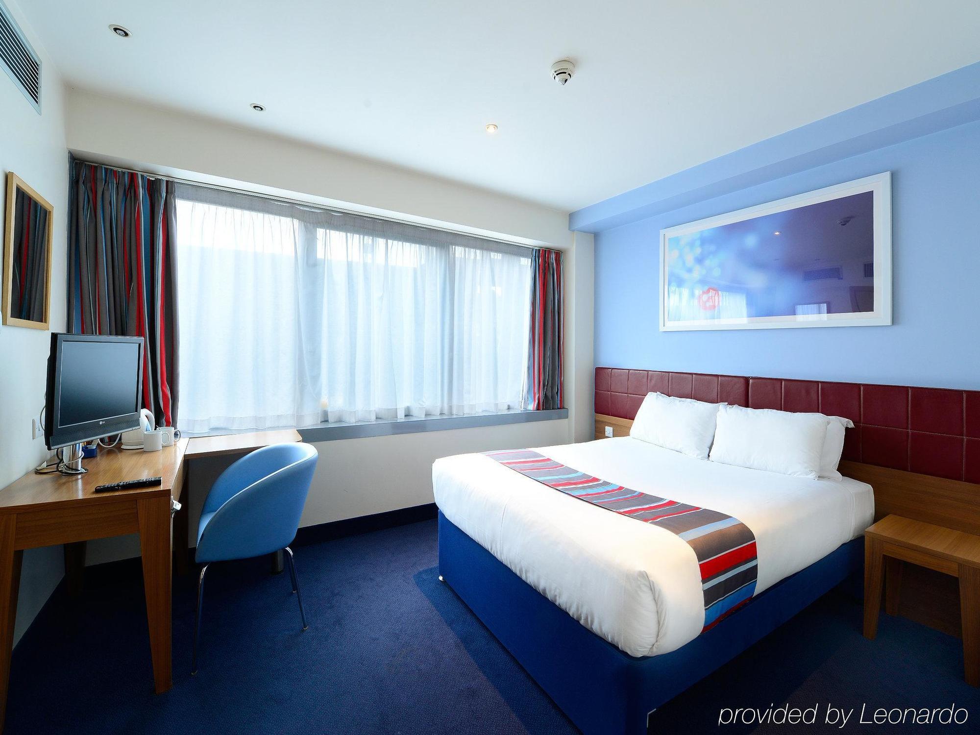 Comfort Tower Of 3* London
