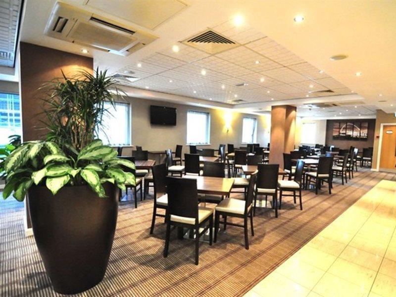 Hotell Express Park Royal By Ihg London