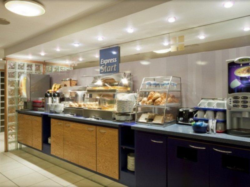 Holiday Express Southwark By Ihg