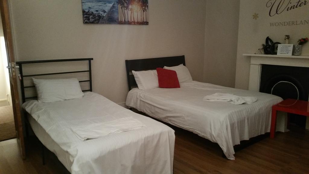 Hotel 137 Upton Lane 2*
