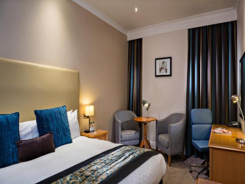 Hotel Thistle Euston 4*