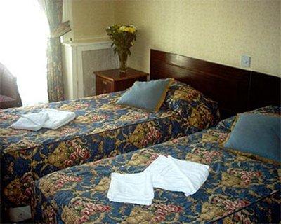 Hotell Rose Park 3*