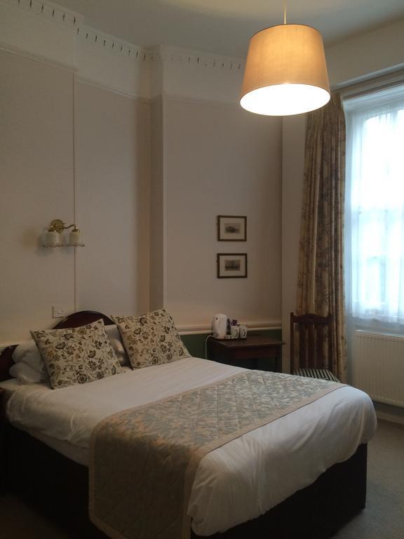 Hotell Crescent 3*
