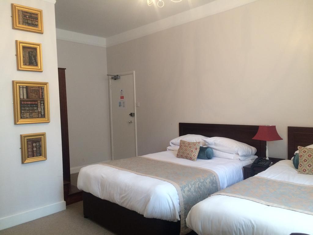 Crescent Hotell