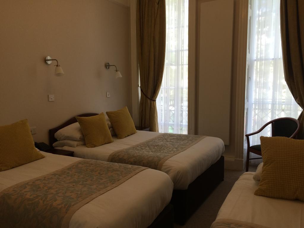 Hotell Crescent 3*
