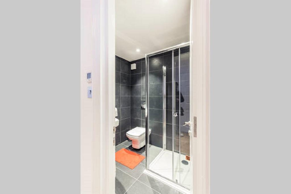 Baker Street Apartment London