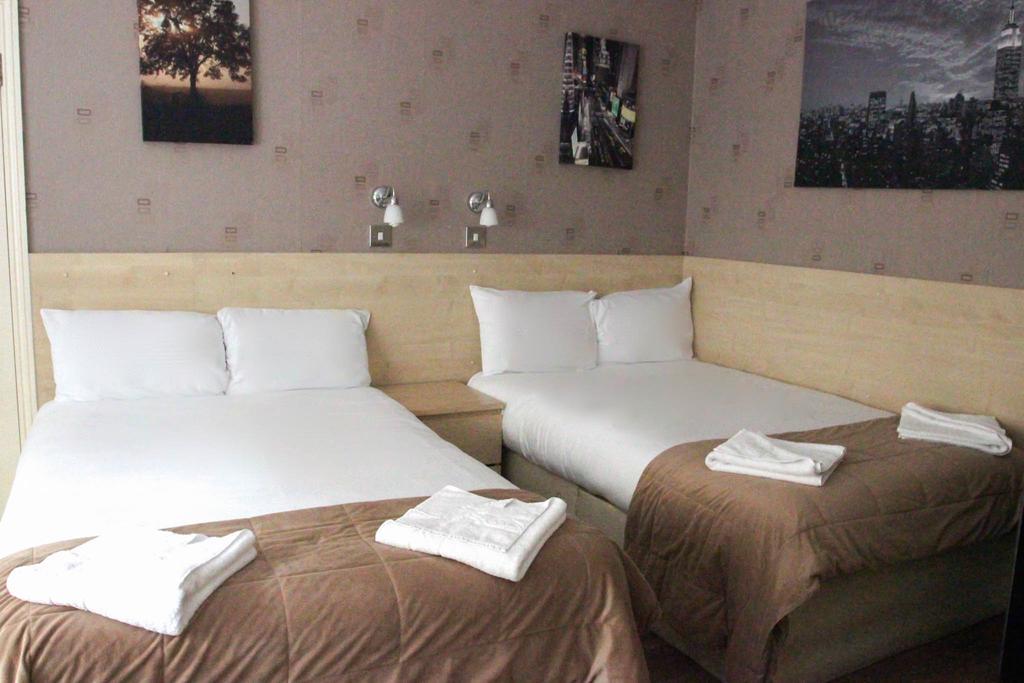 Tony's House Hotell 2*