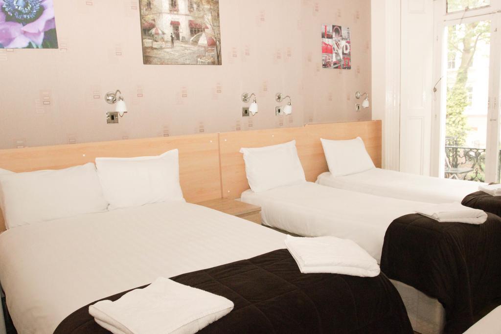 Tony's House Hotell 2*