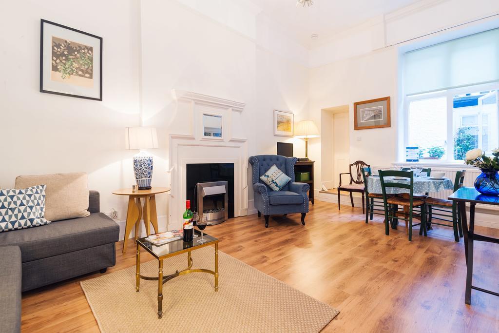 The Chelsea Embankment Ec Apartment *
