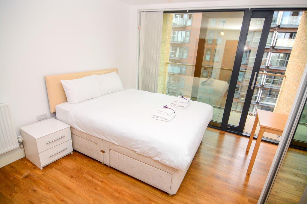 Pelican Wharf Apartment *