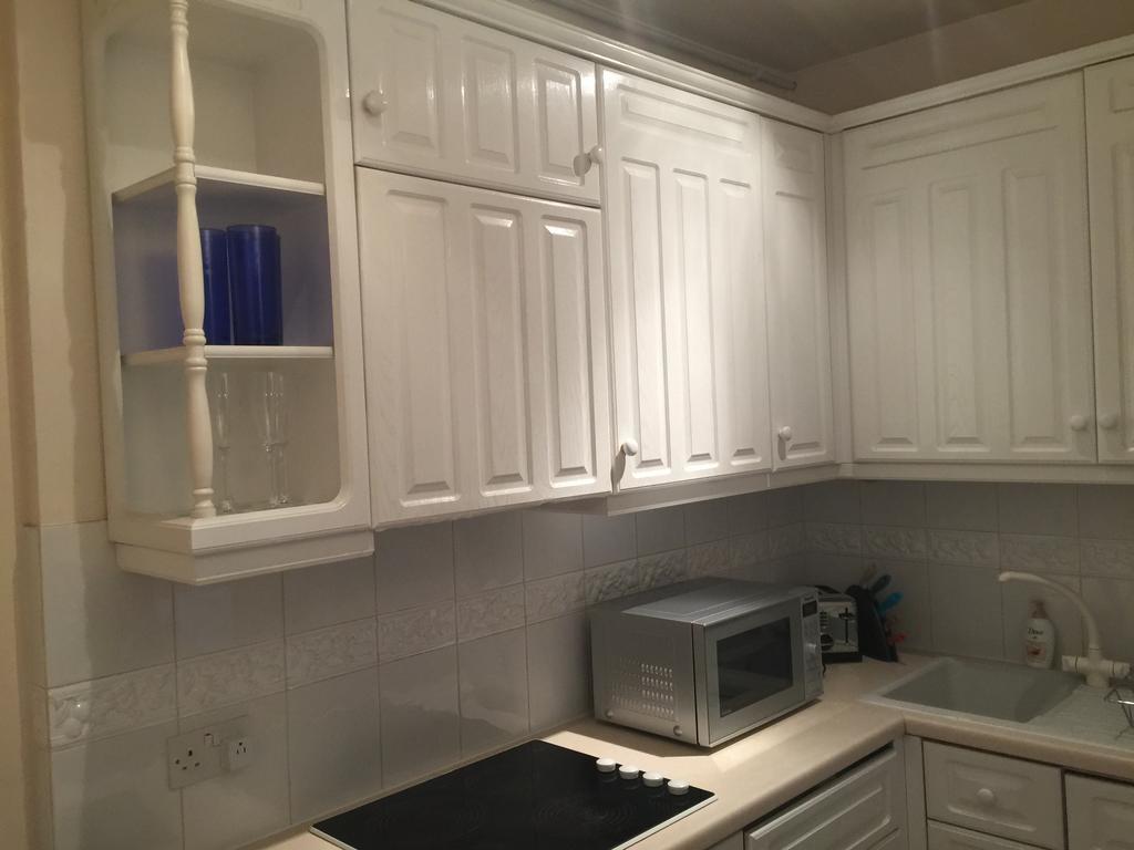 Apartment Shepherds Market Serviced