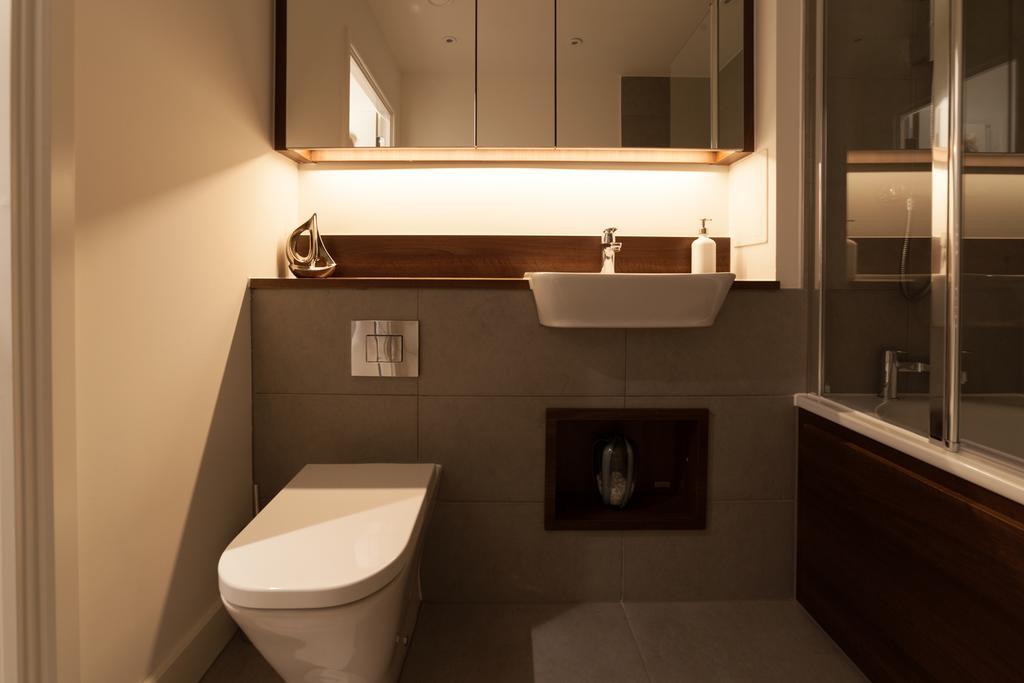 Luxury In2 * London