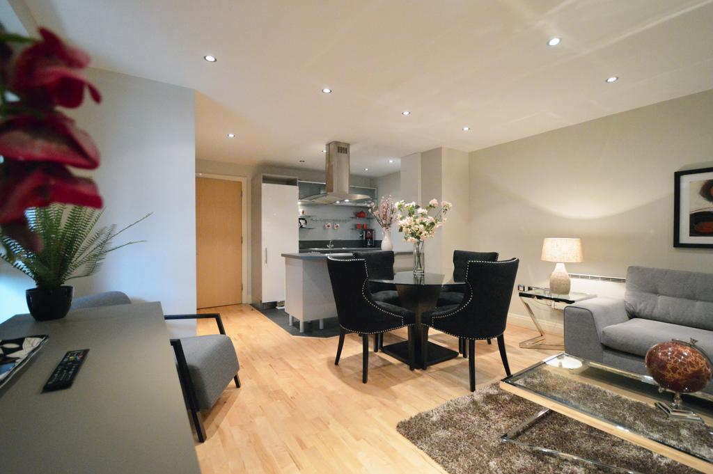 Apartment Albert Bridge