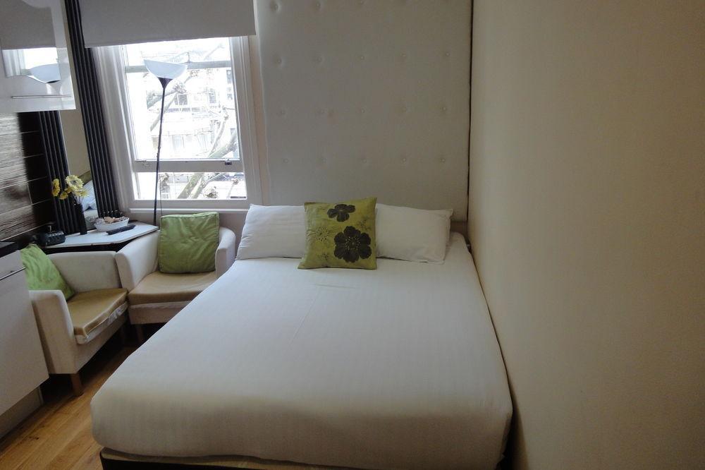 Earls Court Apartment