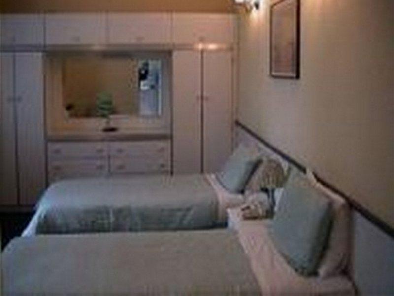 Palace Court Apartment London