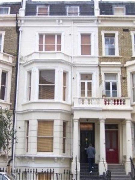 Access Kensington Olympia Apartment London