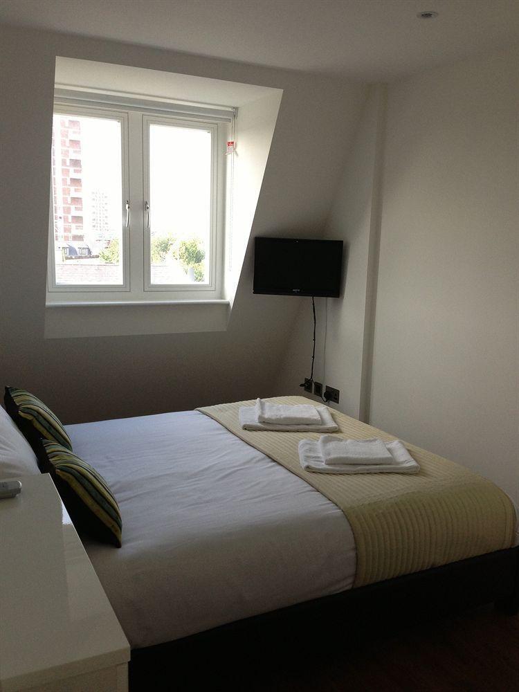 Max Serviced Commercial Road Apartment
