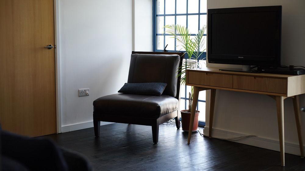 Apartment Seagull Lane Serviced London