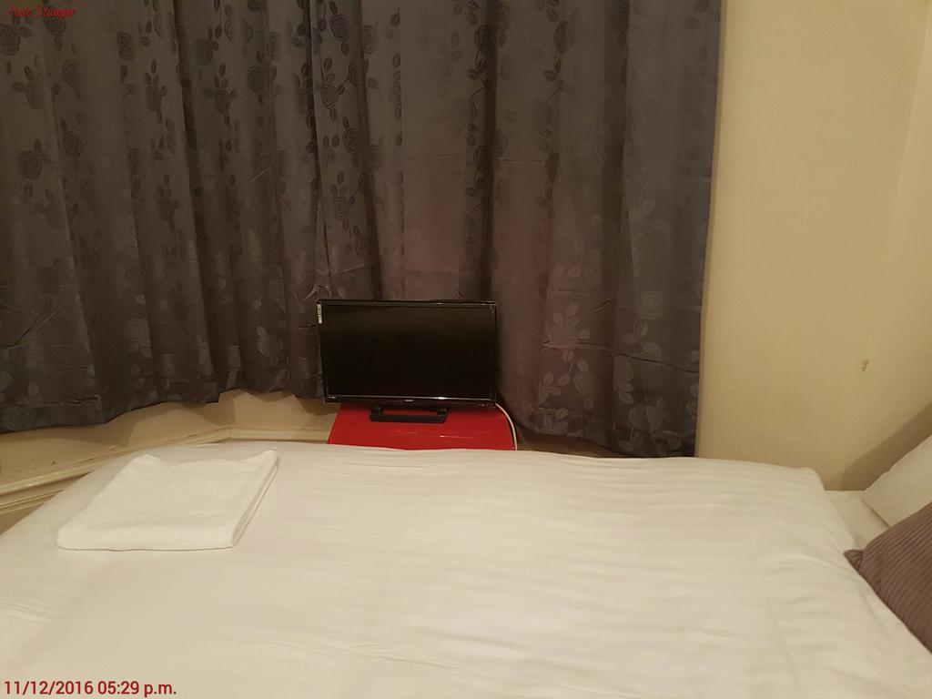 Hotel 137 Upton Lane