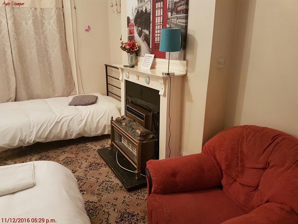 Hotel 137 Upton Lane 2*