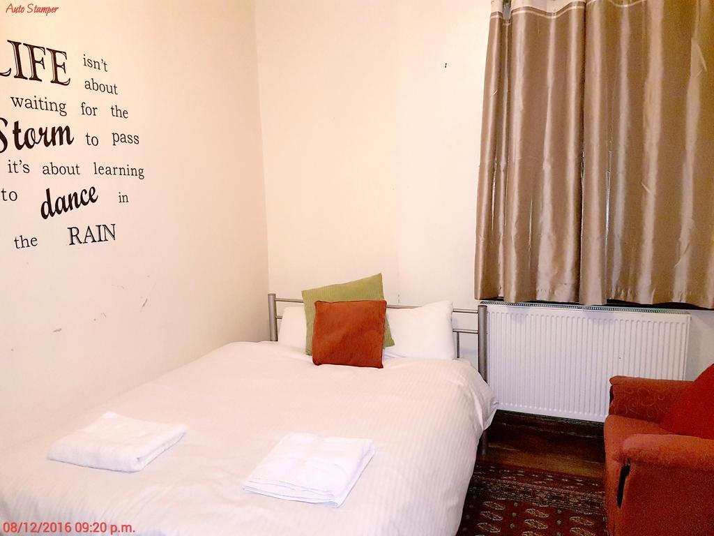 Hotel 137 Upton Lane