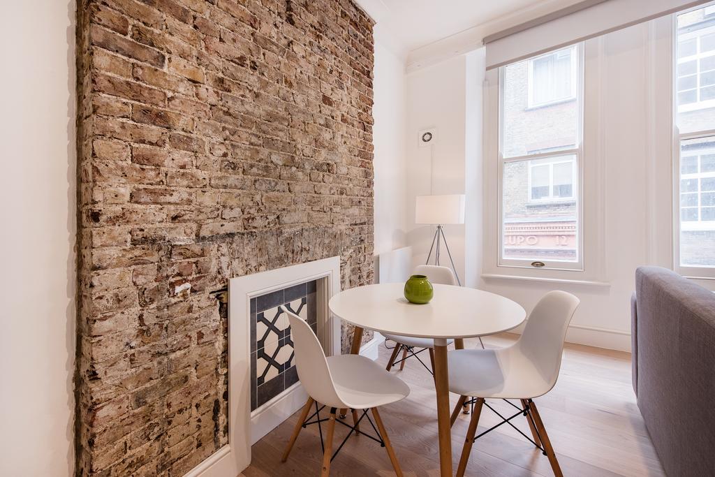 Soho Piccadilly Circus Apartment