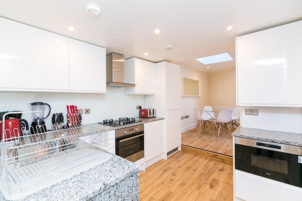 Regent Canalside Apartment *