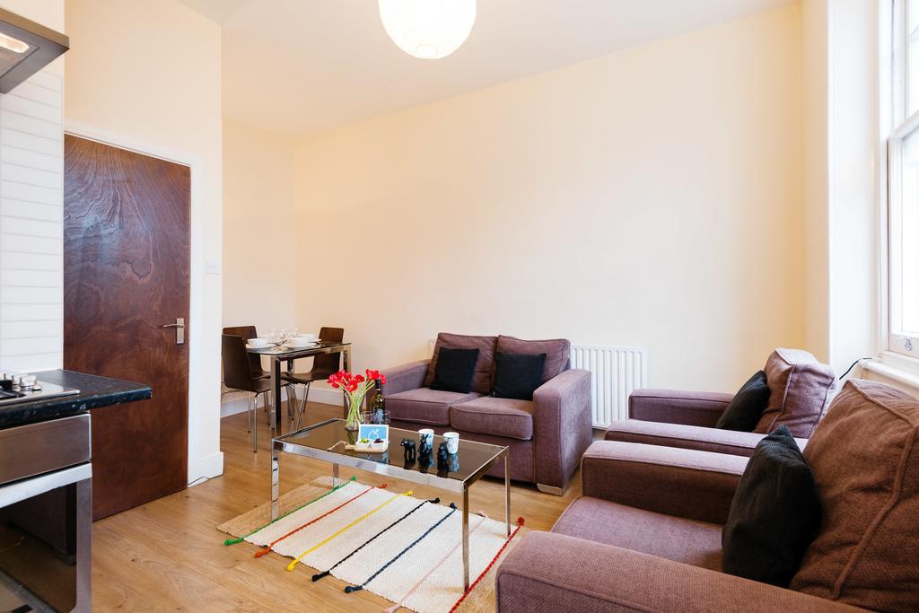 Apartment The Earls Court Townhouse *