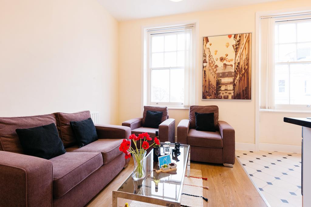 The Earls Court Townhouse Apartment *