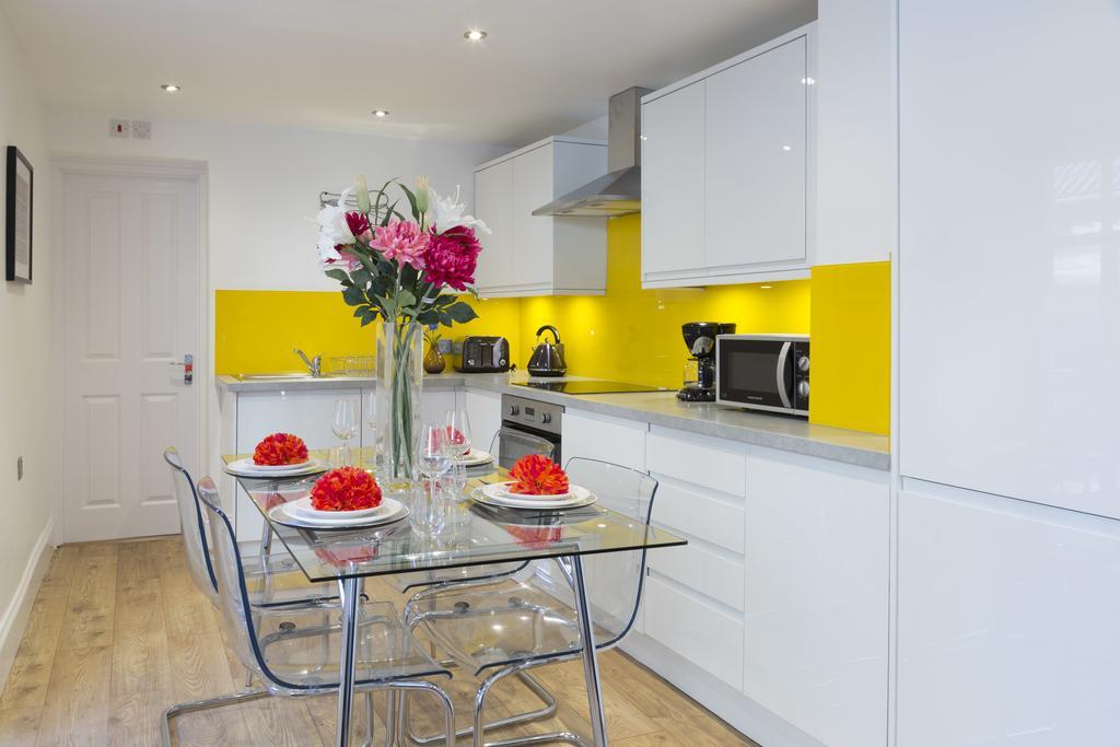 Charming Tower Bridge Apartment London