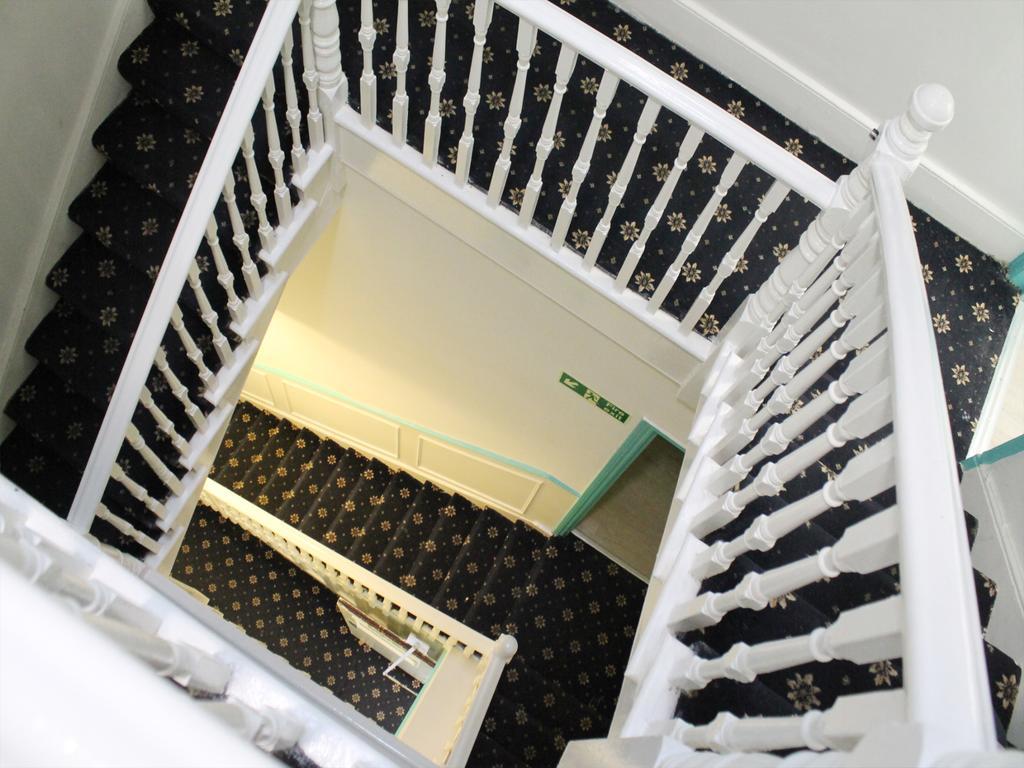Clapham South Belvedere Hotel