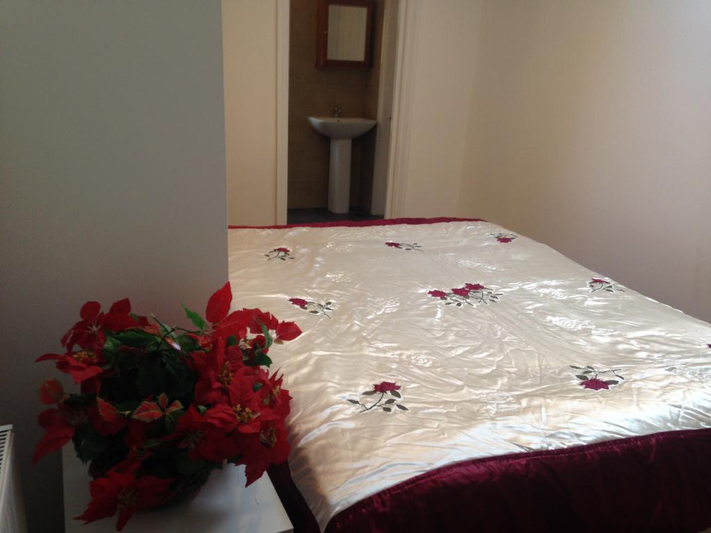 Arsenal 123 Close To Emirates Stadium Direct Eurostar Heathrow-3 Apartments Here Apartment London