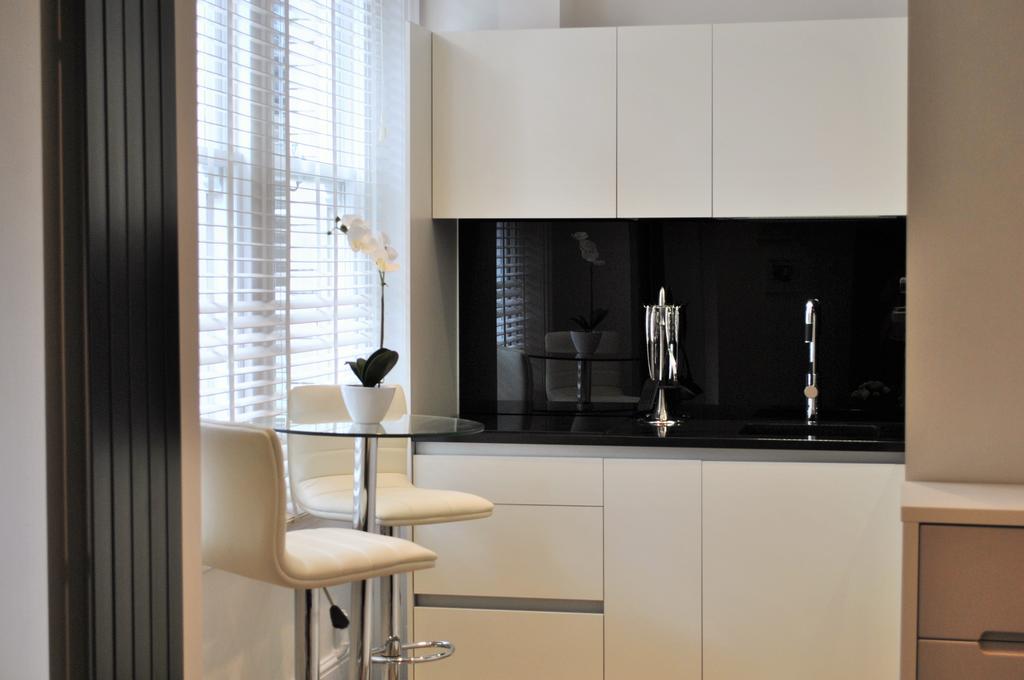 Leicester Square One Apartment
