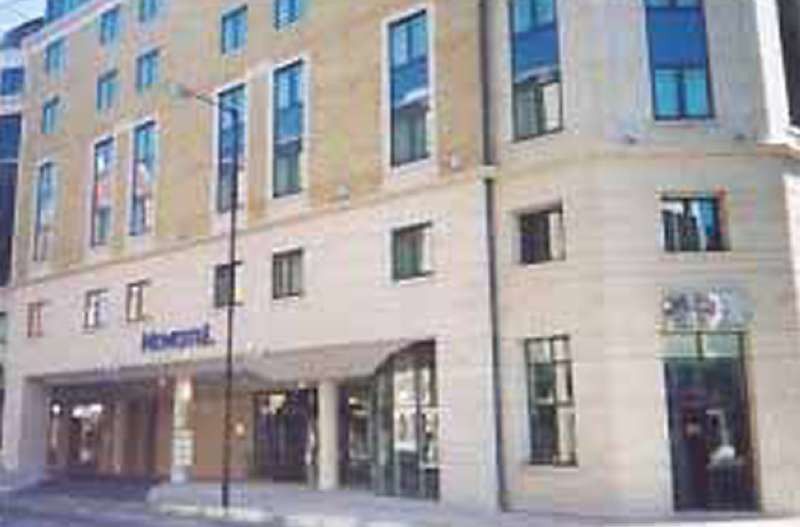 Novotel Bridge Hotell 4*