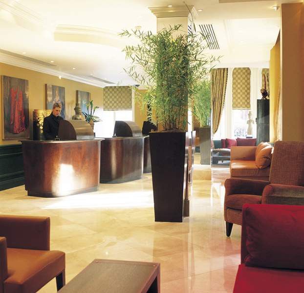 Radisson Blu Hotel, Tottenham Court Road - Formerly Kenilworth Hotel 4*