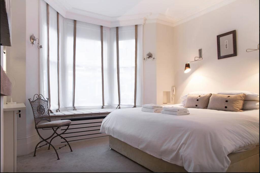 Retreat To A Stylish 1 Bedroom Flat In Chelsea Apartment *
