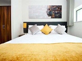 Staycity Deptford Bridge Station 3* London