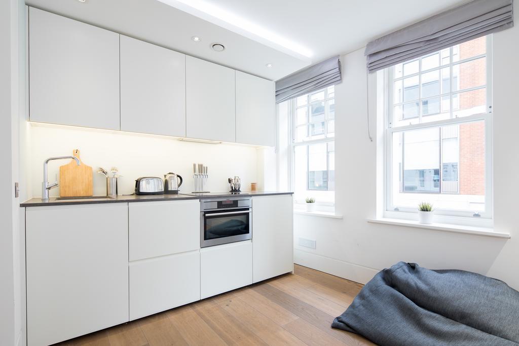 Apartment Stunning And Bright - Romilly Street