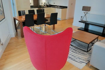 Lanterns Court By Bridgestreet Apartment