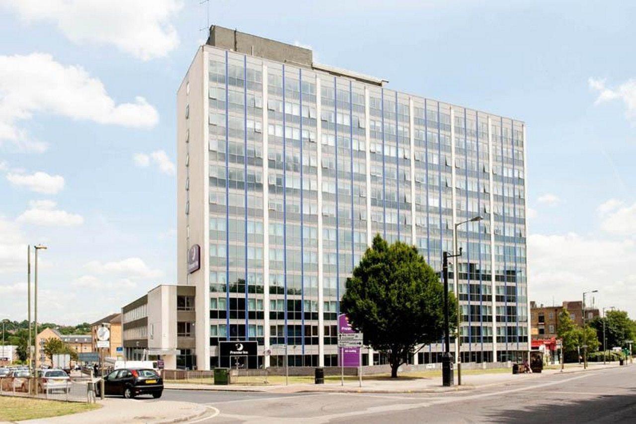 Hotel Premier Hendon London